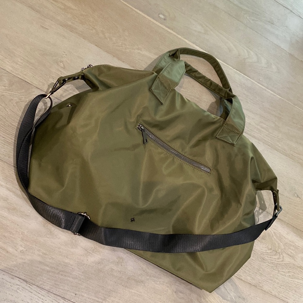 NWOT peta and jain nylon weekender bag